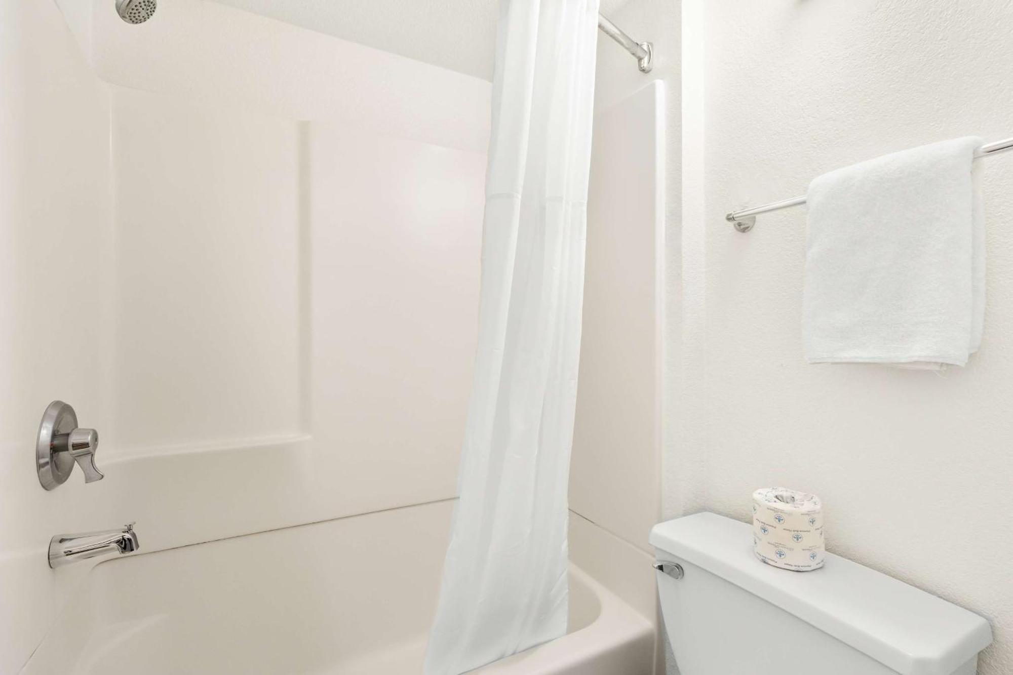 Studio 6 Suites Carpinteria, Ca Santa Barbara South Bagian luar foto