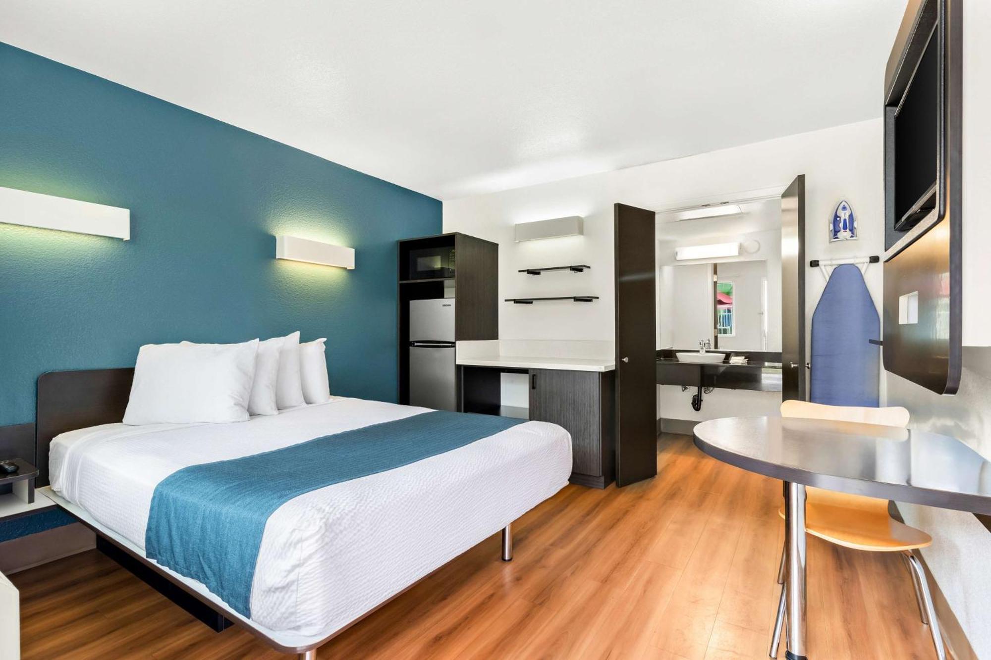 Studio 6 Suites Carpinteria, Ca Santa Barbara South Bagian luar foto